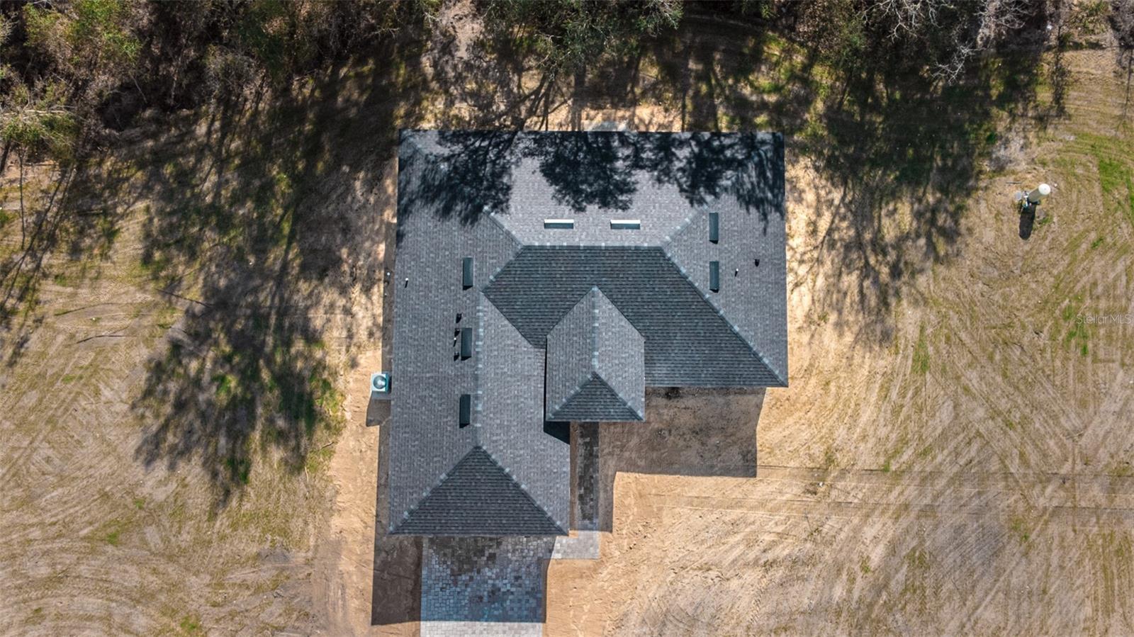 WALK IN WATER LAKE ESTATES PH 03 - Residential