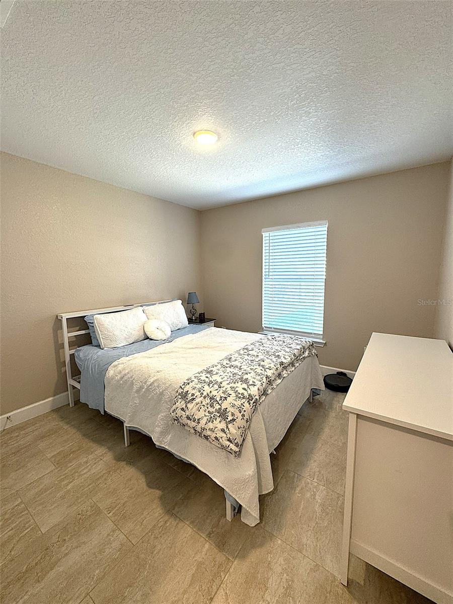 SUMMERCREST - Residential