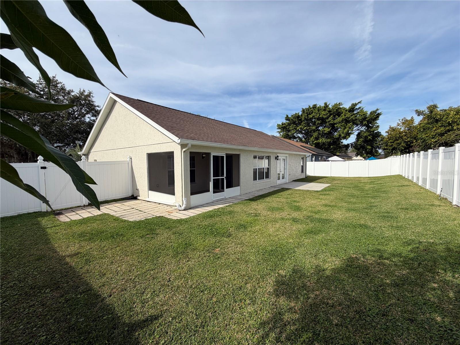 TRADITIONS SUB - Residential Lease