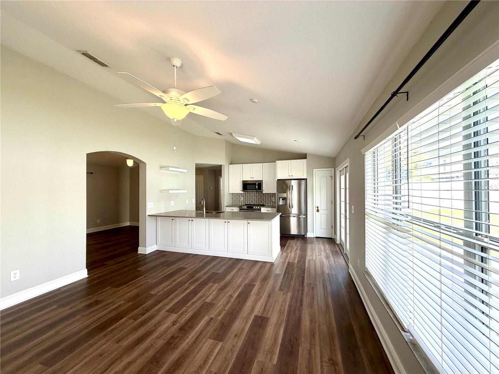 TRADITIONS SUB - Residential Lease