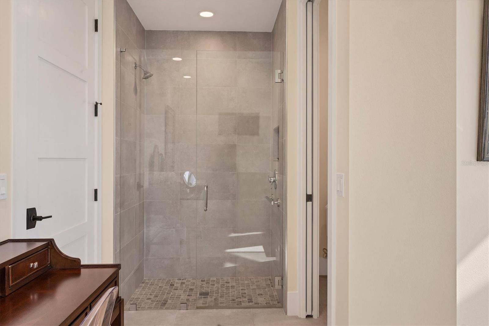 BALLENTINE MANOR ESTATES - Residential