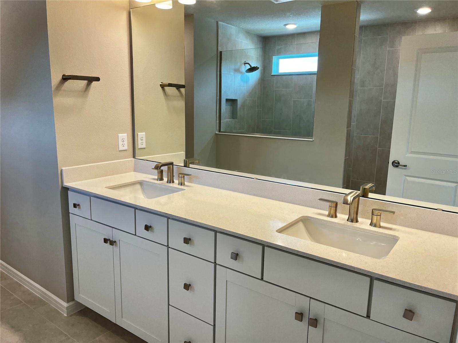 SERENOA LAKES - Residential Lease