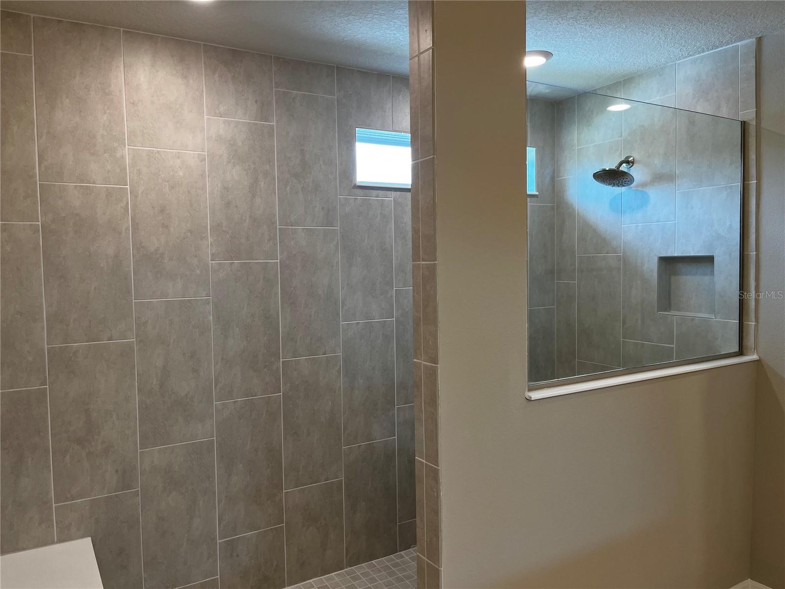 SERENOA LAKES - Residential Lease
