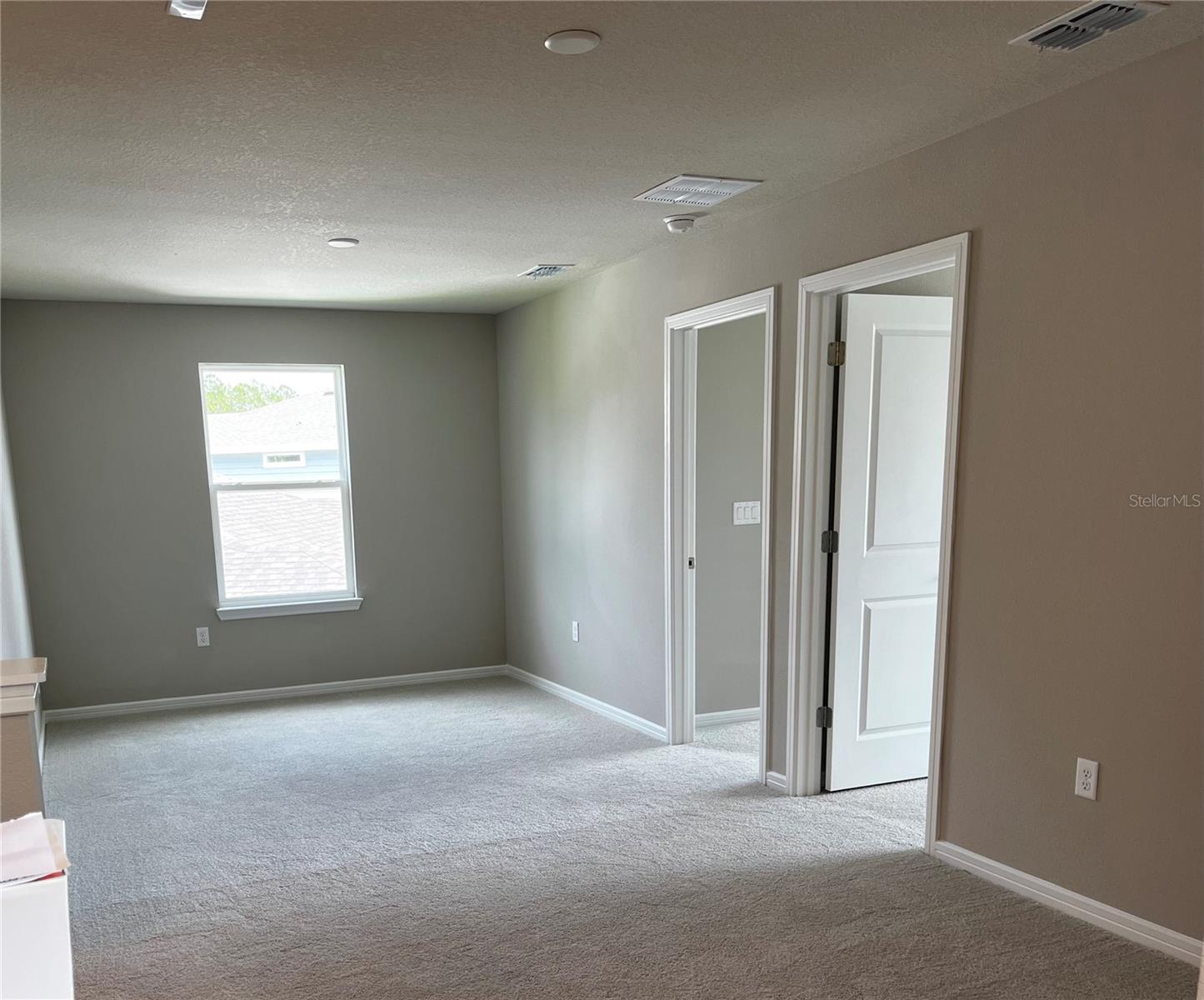 SERENOA LAKES - Residential Lease