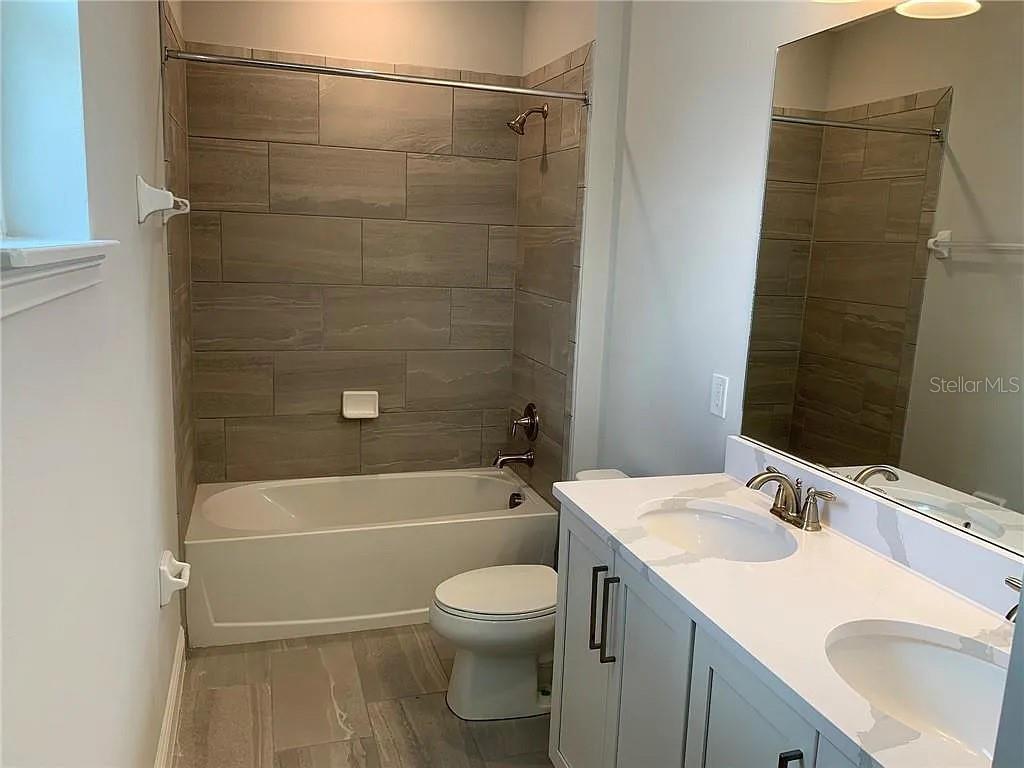 REUNION WEST PH 4 - Residential