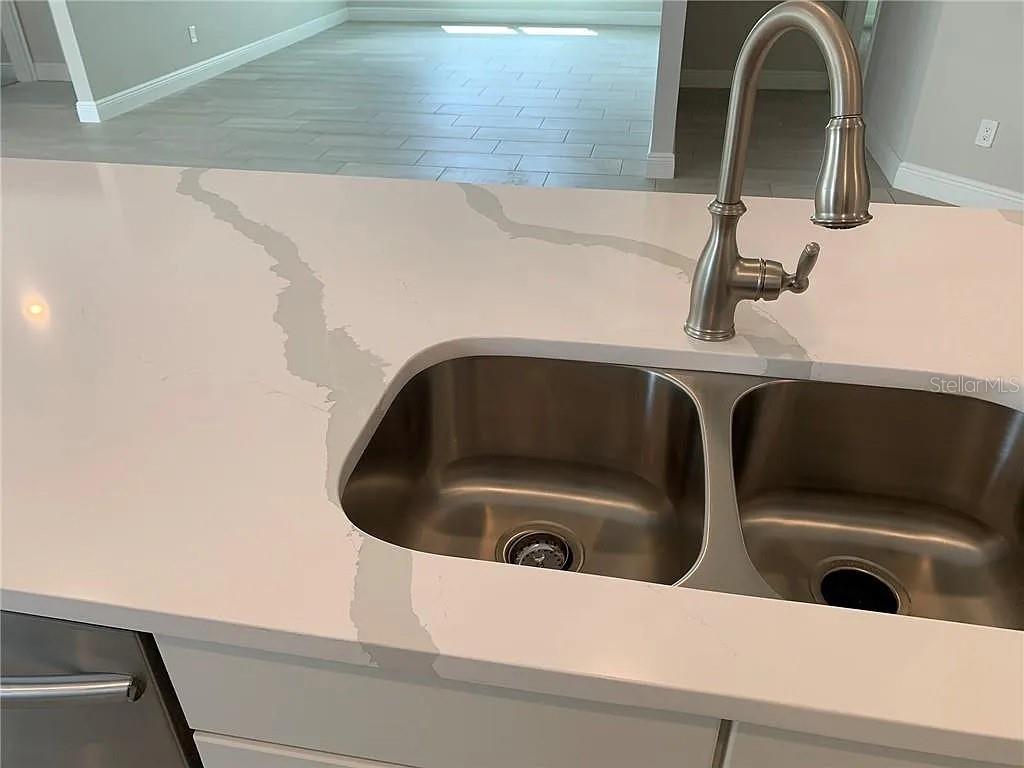 REUNION WEST PH 4 - Residential