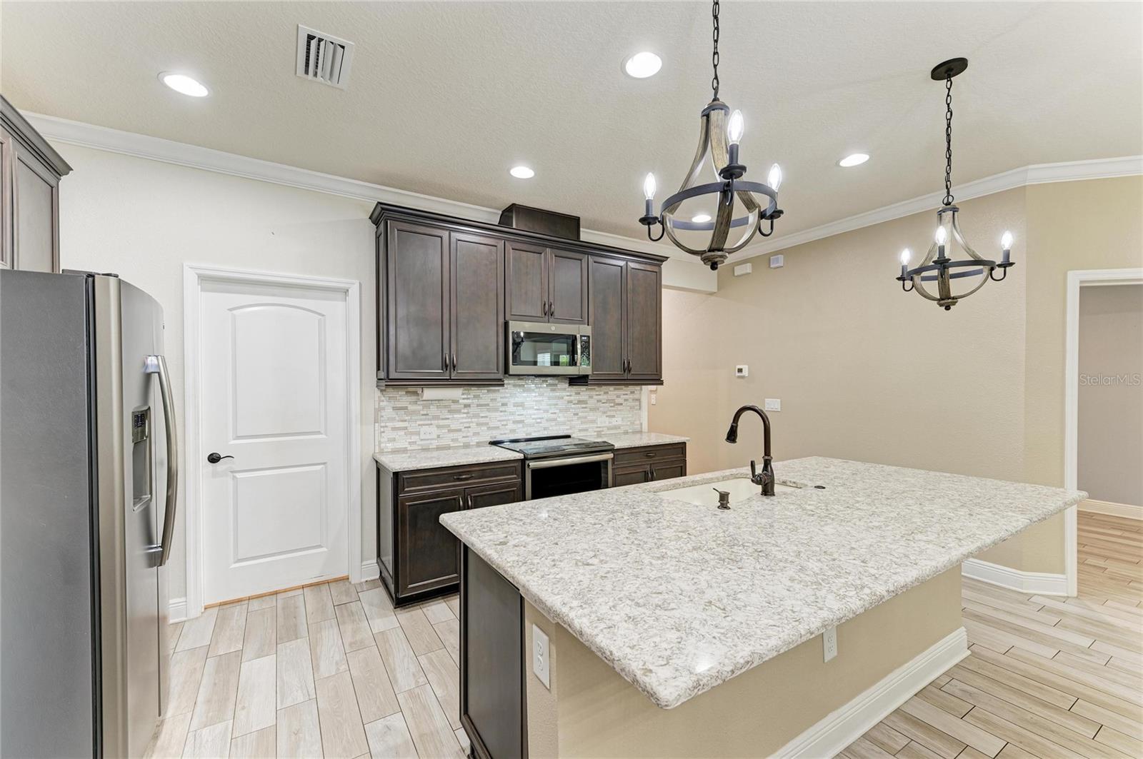 AMBERLY PH I - Residential