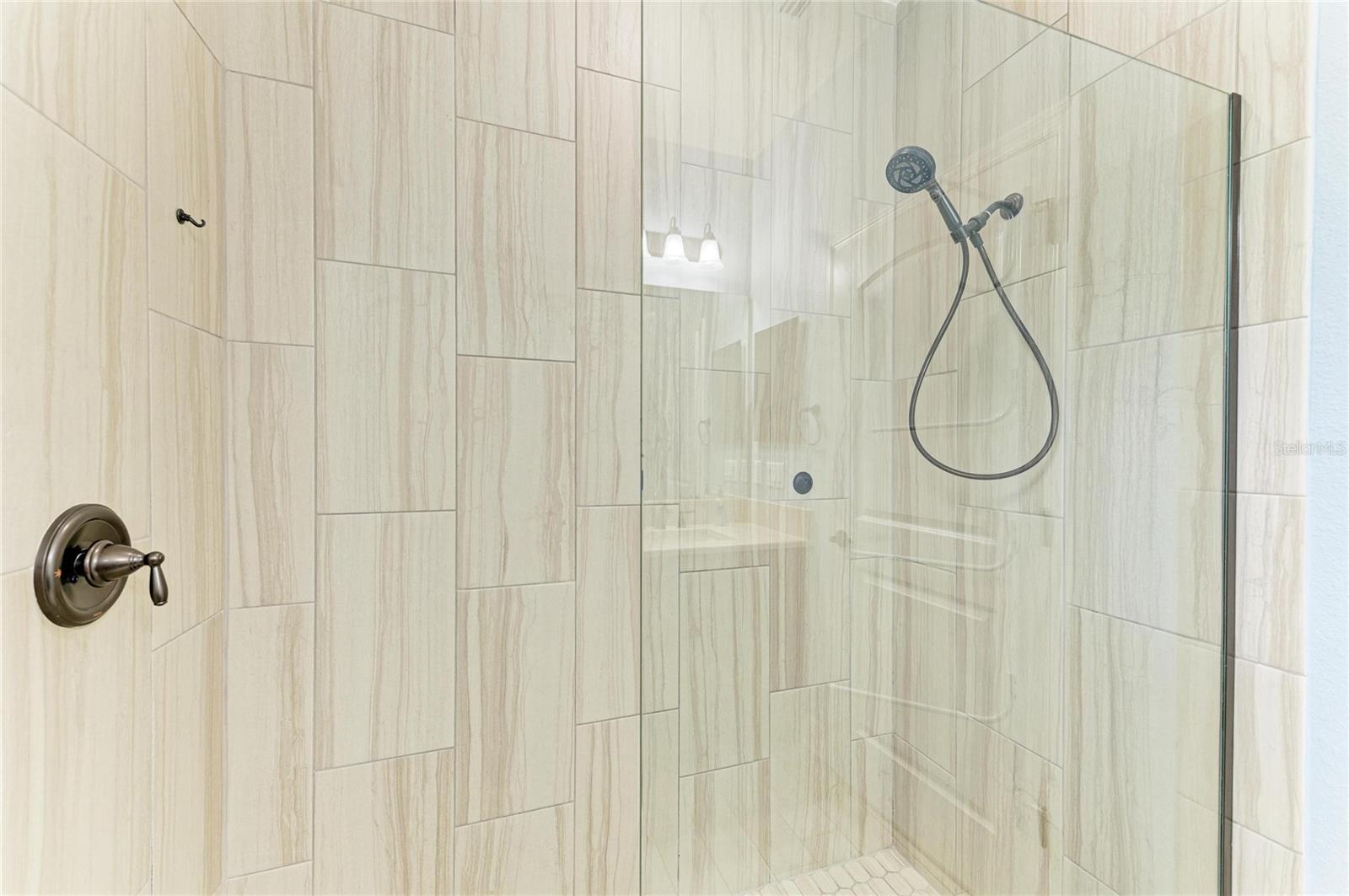 AMBERLY PH I - Residential