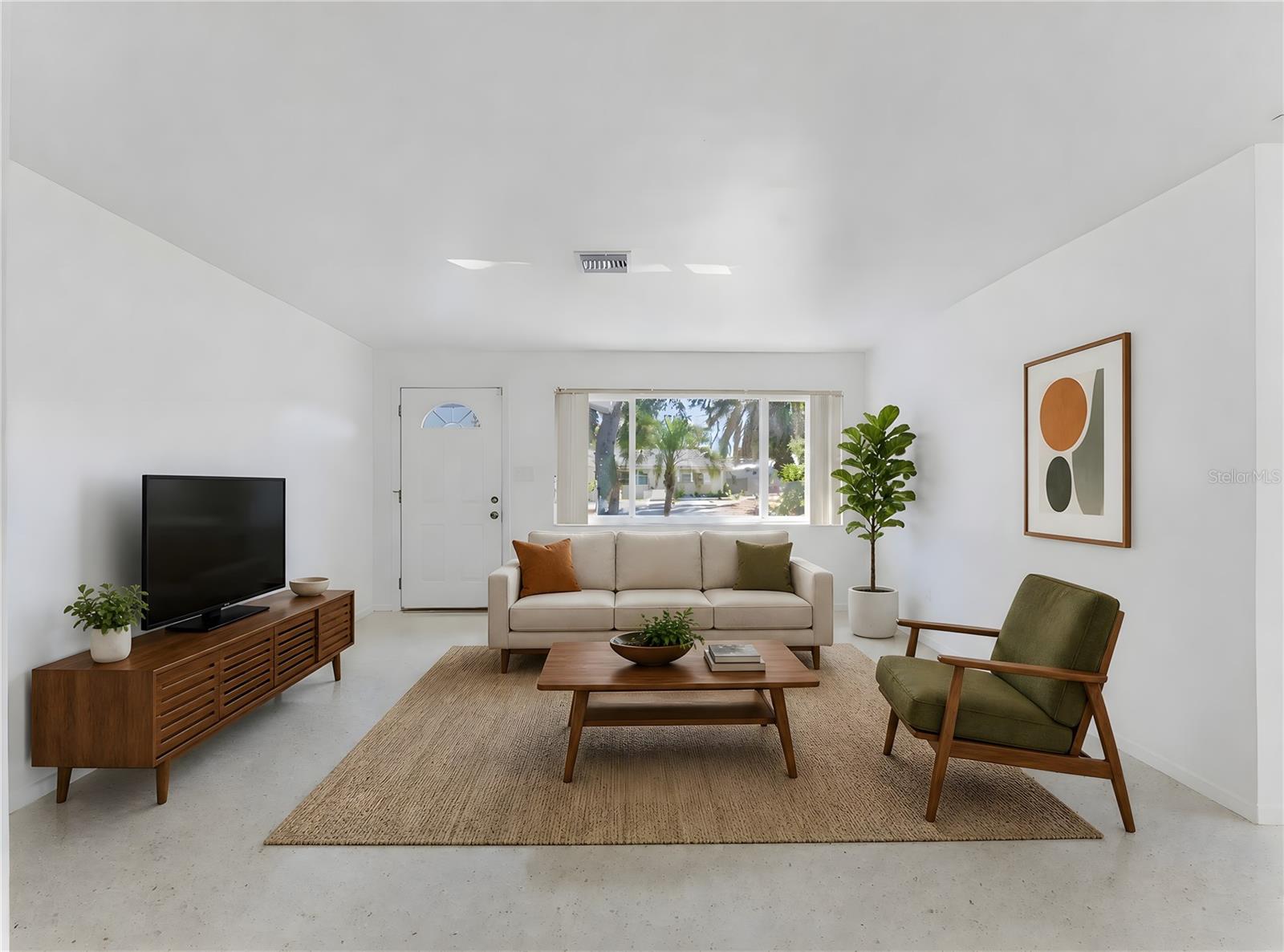 2373 FOREST DRIVE