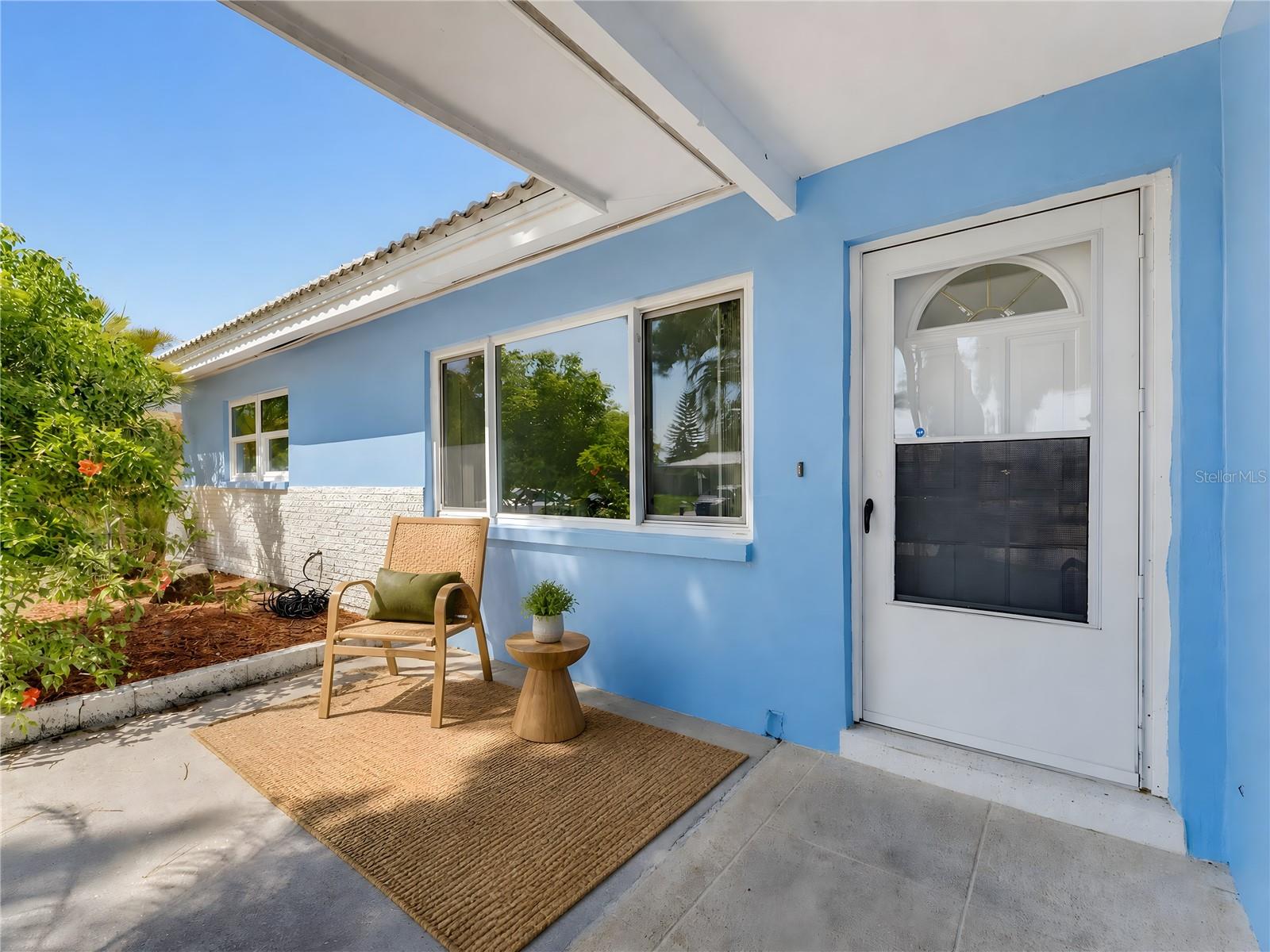 2373 FOREST DRIVE