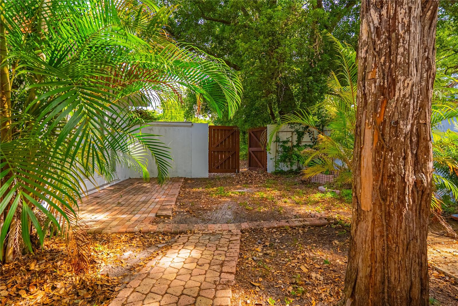 TEMPLE TERRACE ESTATES SEC 22 - Residential