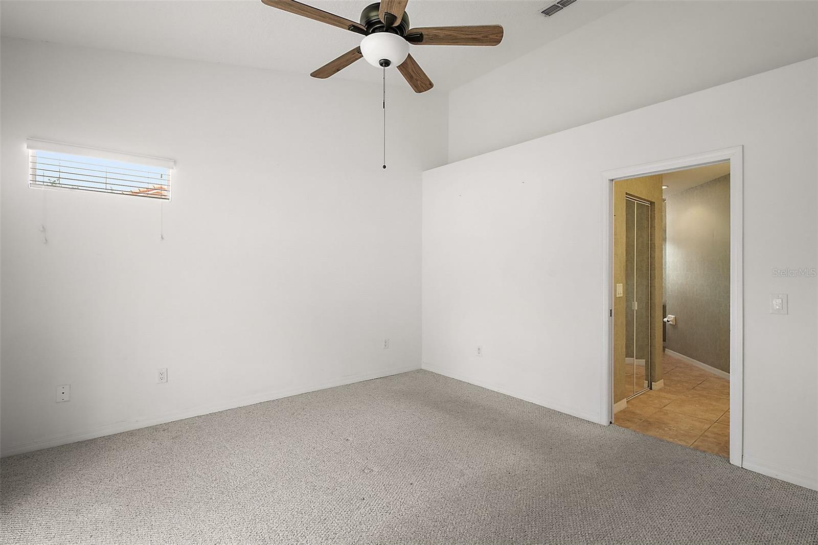 LAKESIDE LANDINGS - Residential