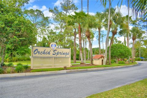 A home in WINTER HAVEN