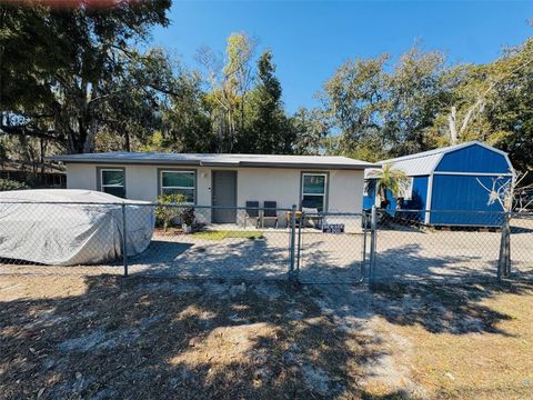 1545 N HIGHLAND STREET MOUNT DORA FL 32757