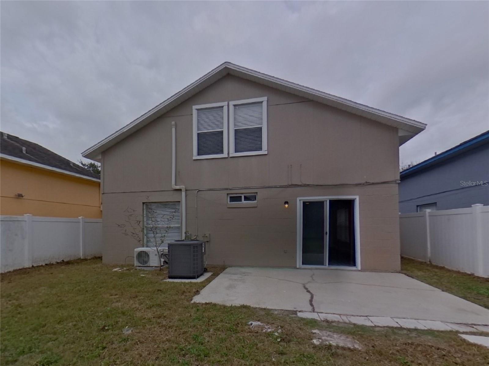 MEADOWS AT BOGGY CREEK - Residential Lease