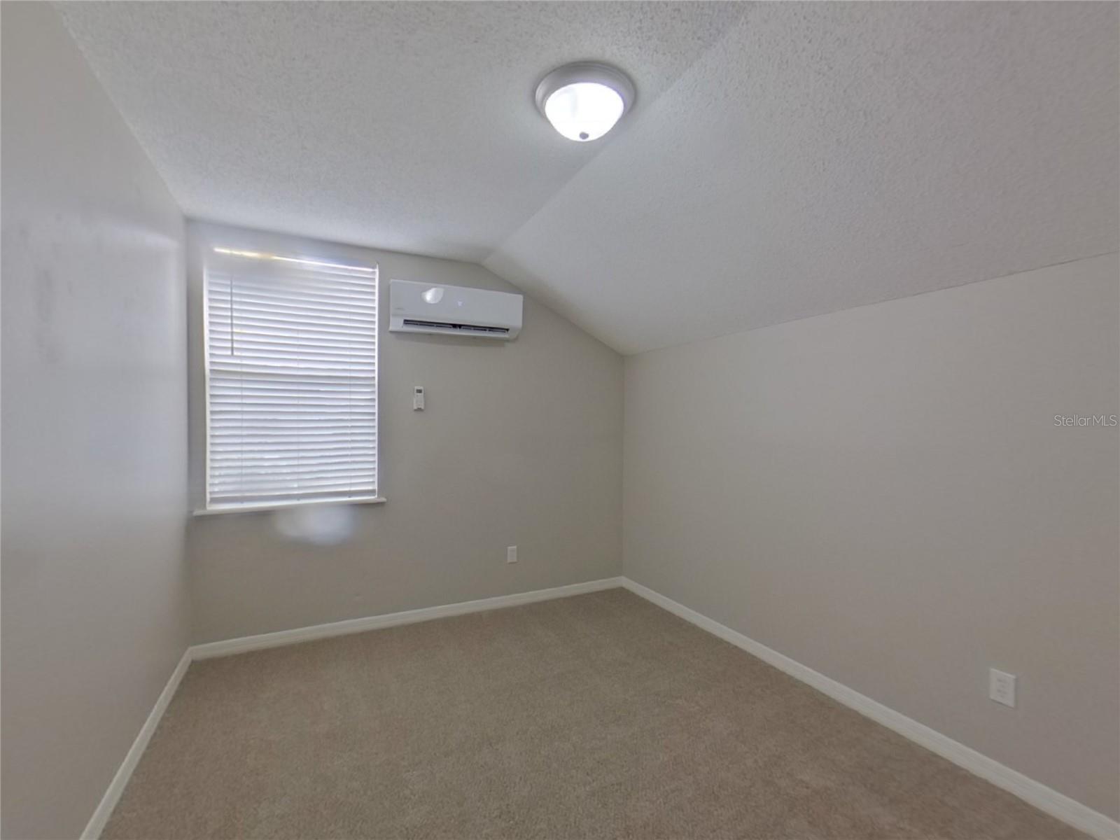 MEADOWS AT BOGGY CREEK - Residential Lease