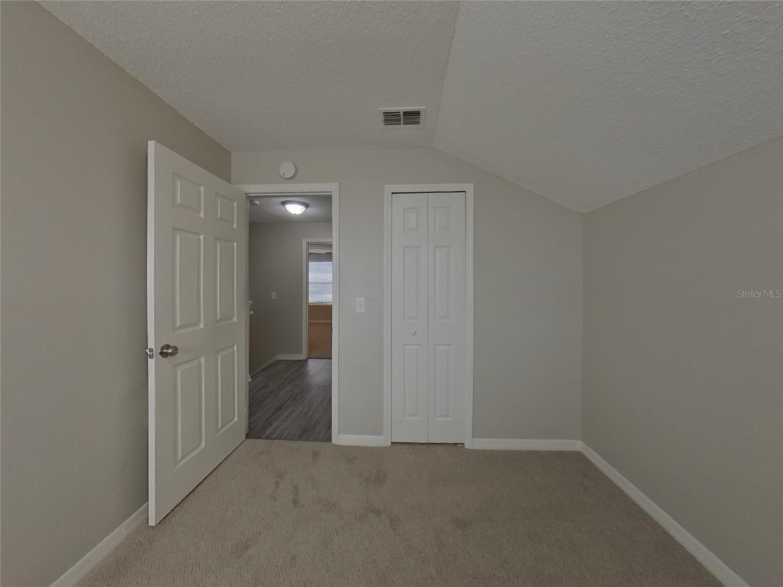 MEADOWS AT BOGGY CREEK - Residential Lease