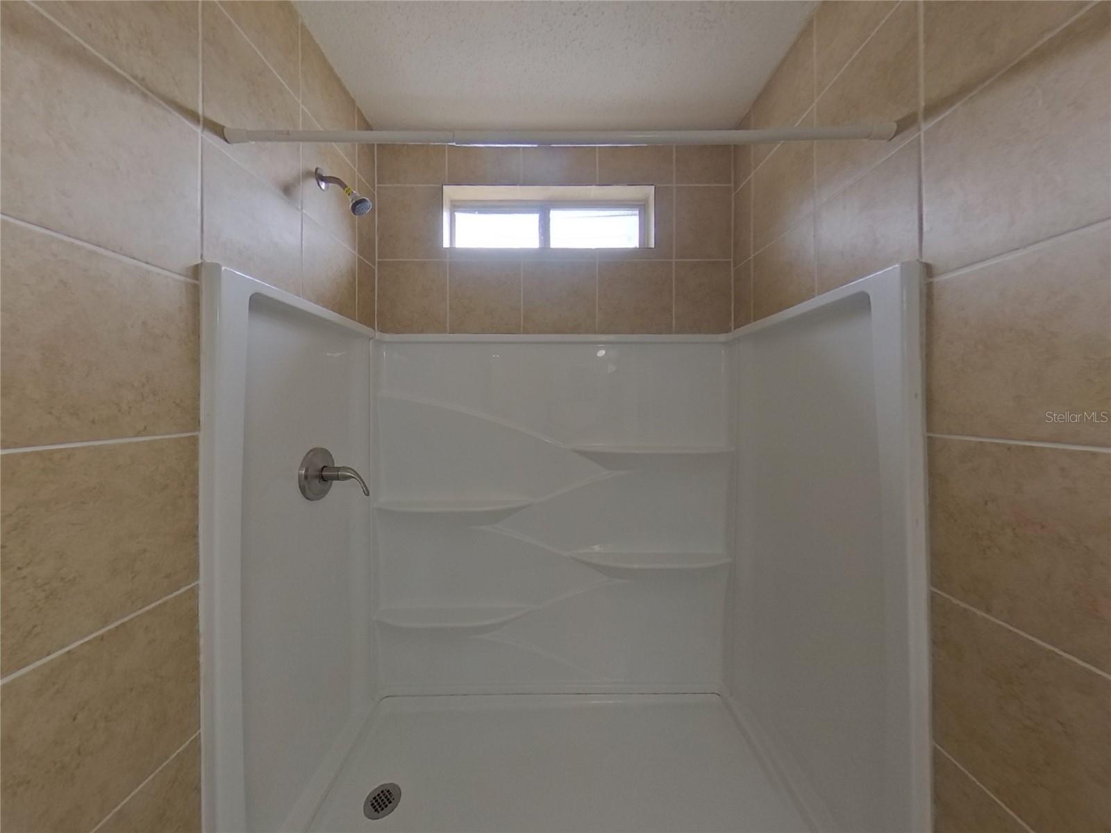 MEADOWS AT BOGGY CREEK - Residential Lease