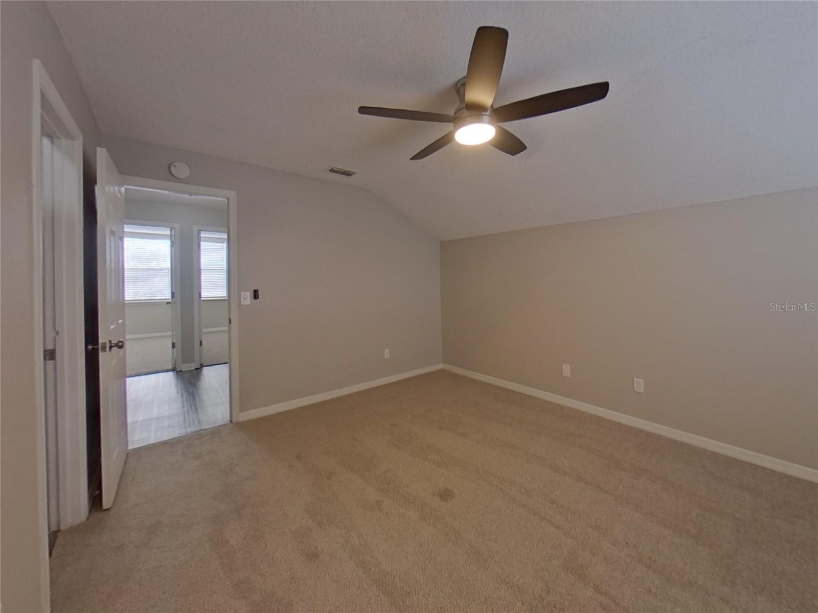 MEADOWS AT BOGGY CREEK - Residential Lease