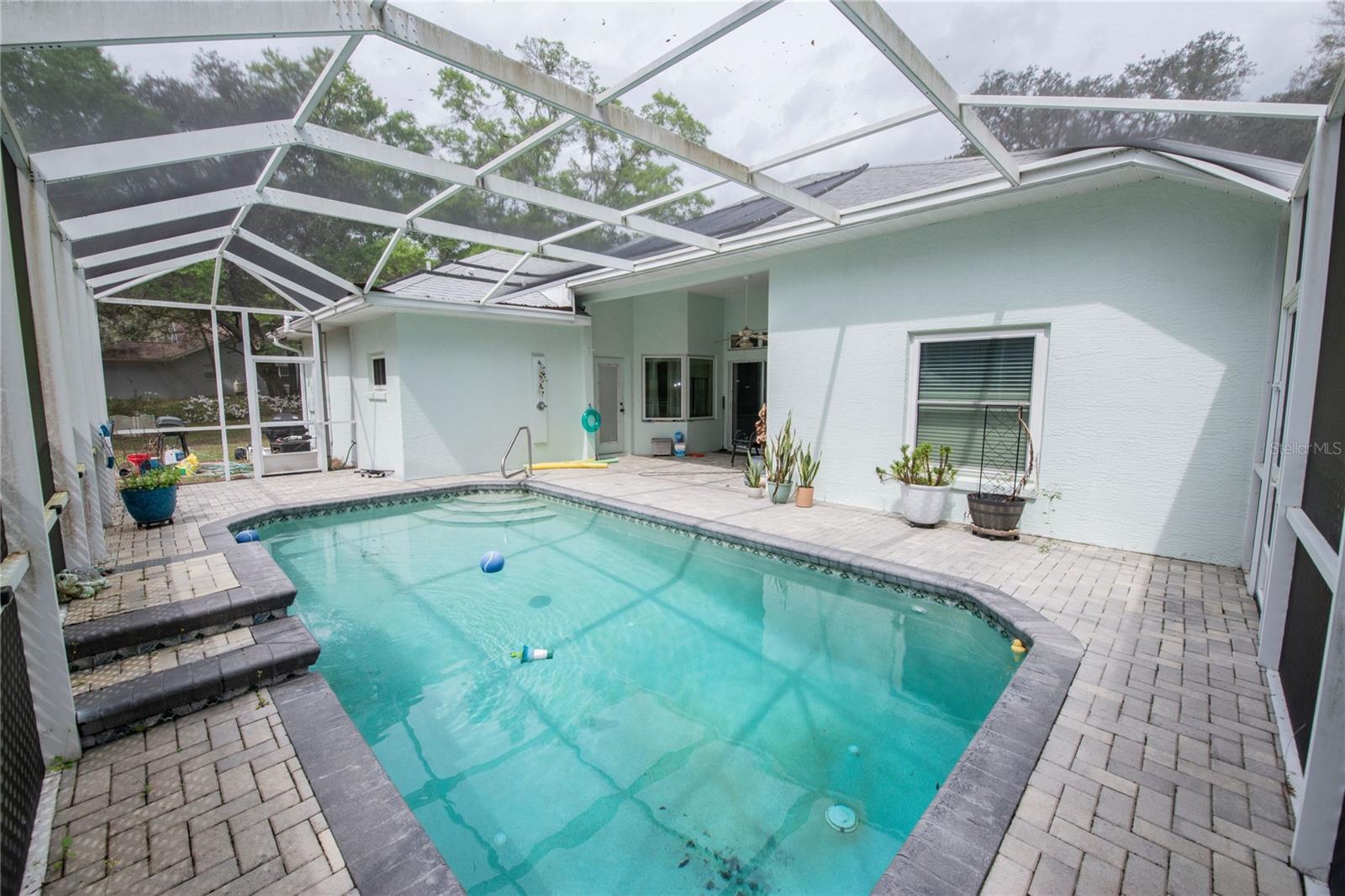 QUAIL HOLLOW UNREC SUB - Residential