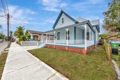 Photo of 912 E 20th Avenue, Tampa, FL 33605 (MLS # TB8432758)