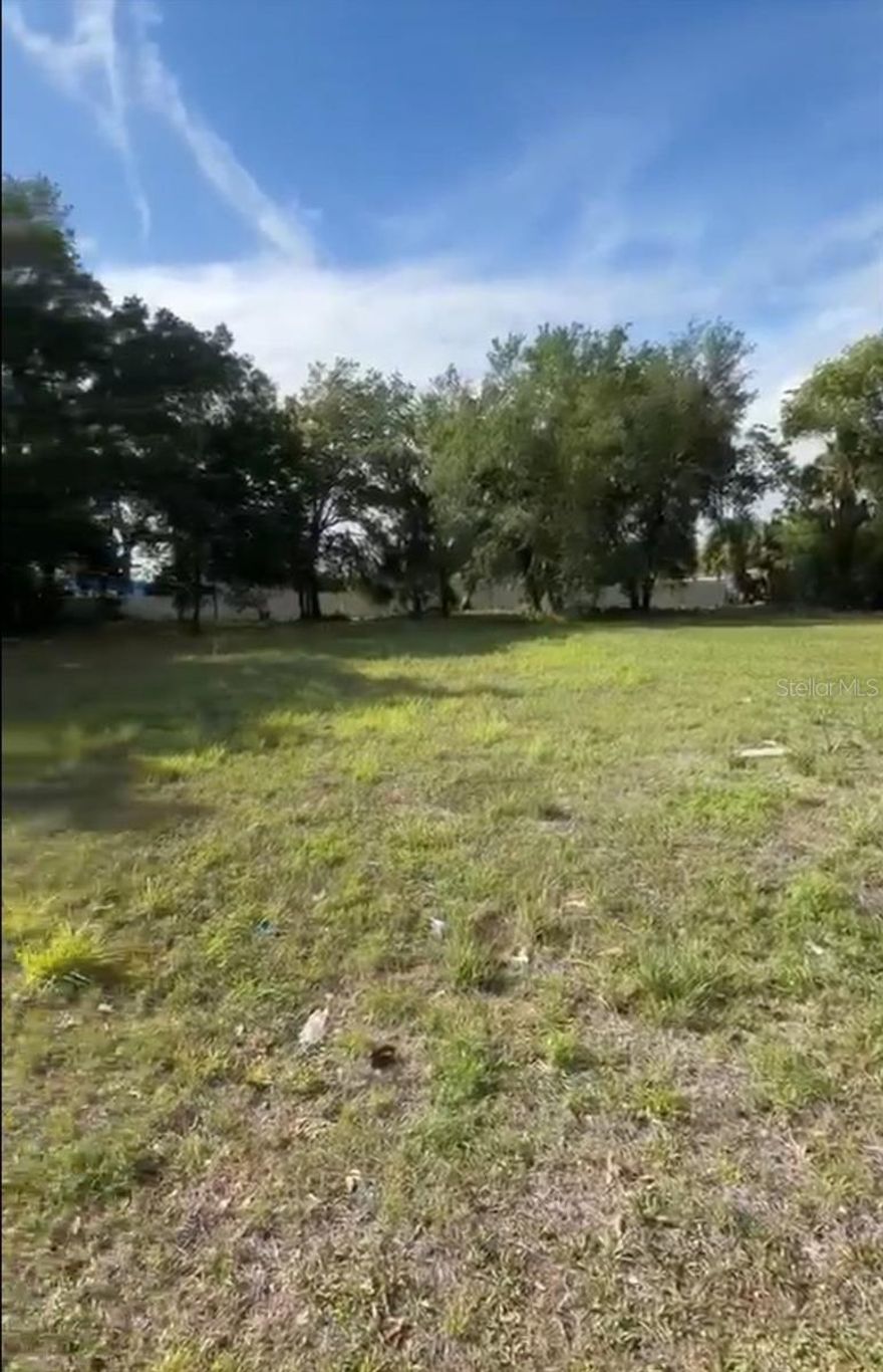 Prime commercial lot in a rapidly growing Orlando corridor. Currently zoned P-O (Professional Office), this 0.32-acre parcel offers immediate commercial development potential — and a compelling upside for investors considering a future rezoning to multifamily. The surrounding area already includes multiple multifamily communities, strengthening the precedent for higher-density residential use. More than 26.000 cars daily.

The location is a major value driver: just 0.5 miles from Walmart Supercenter, surrounded by restaurants, retail, and daily-use services that support both commercial and residential demand. The property also sits 0.3 miles from Oak Ridge High School and the YMCA Family Center, two high-traffic anchors that enhance the viability of office, service-based, or multifamily development.

With efficient dimensions (approx. 86 x 159 ft) and positioned in Flood Zone X, this site minimizes development risk while maximizing flexibility. Ideal for investors seeking:
• Commercial construction (office, medical, service-based)
• Land banking in a high-growth submarket
• Multifamily development through rezoning (supported by nearby precedents)
• Mixed-use concepts in a proven demand corridor

A rare opportunity to secure a strategically located commercial parcel with real potential for transformation in South Orlando.