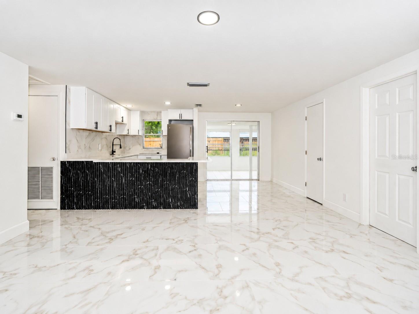 4408 W ELM STREET
