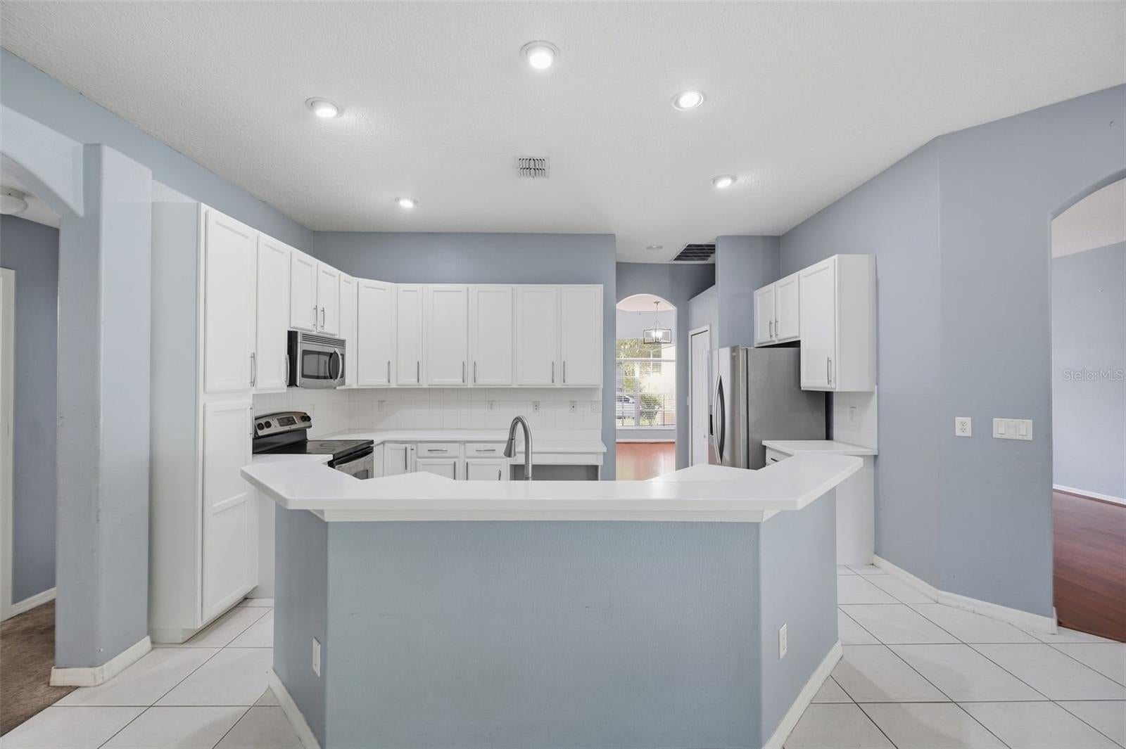 14617 EDGEMERE DRIVE