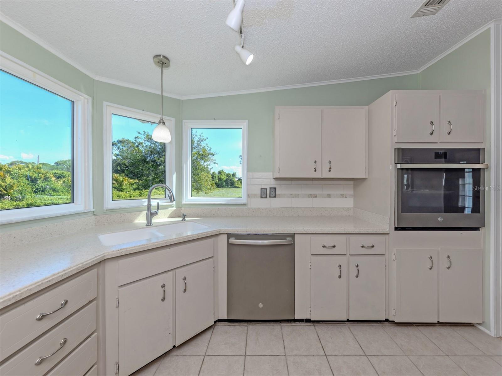 HARBOR ISLES IV - Residential