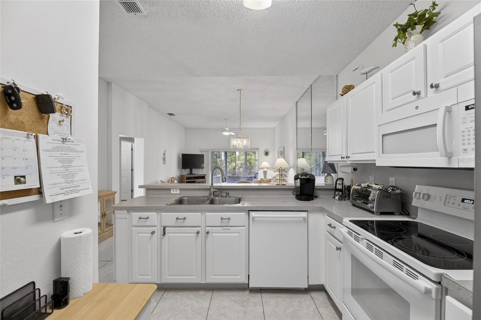 RADISON I CONDO - Residential