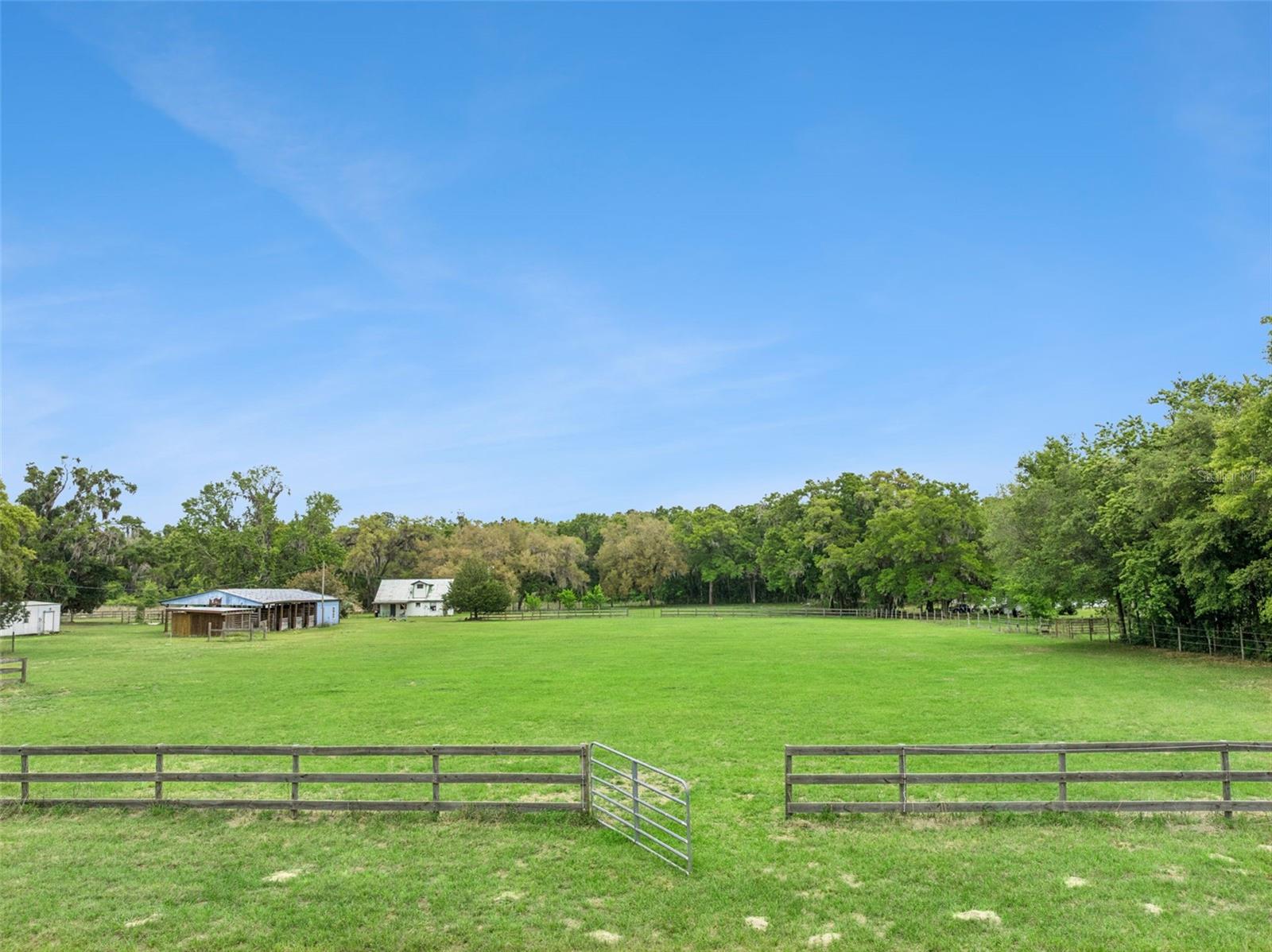 WILLISTON HIGHLANDS - Residential