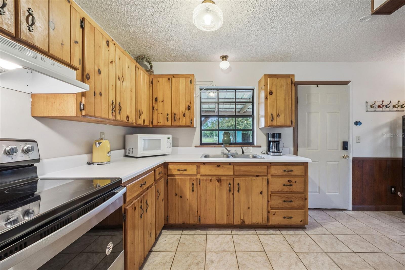 WILLISTON HIGHLANDS - Residential