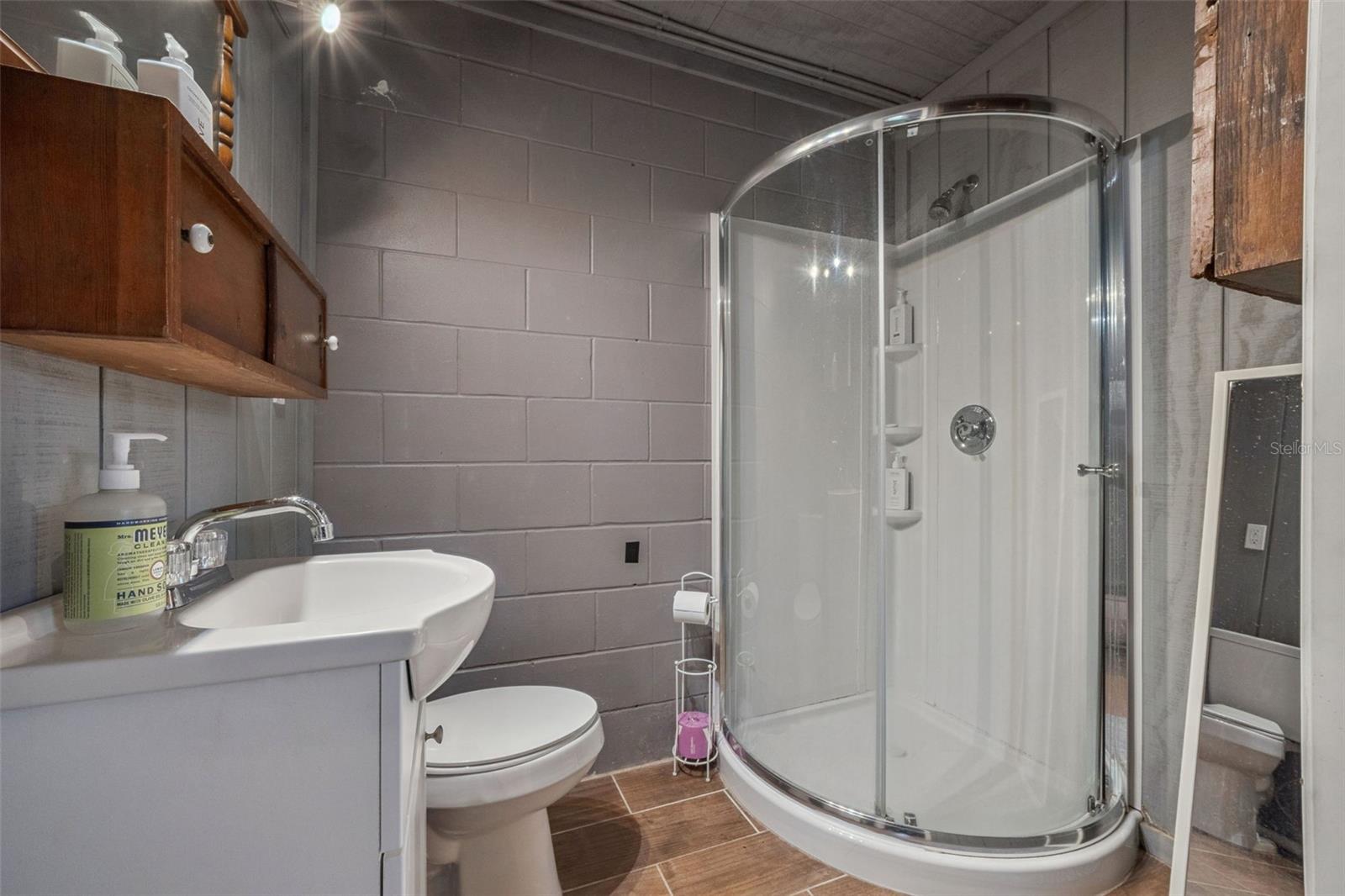 WILLISTON HIGHLANDS - Residential