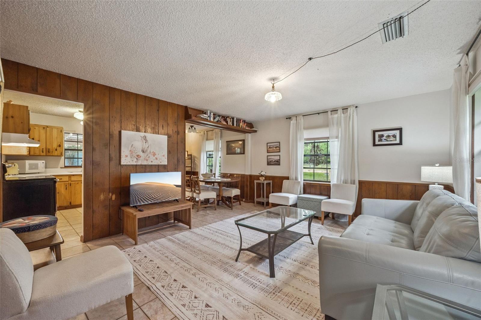 WILLISTON HIGHLANDS - Residential