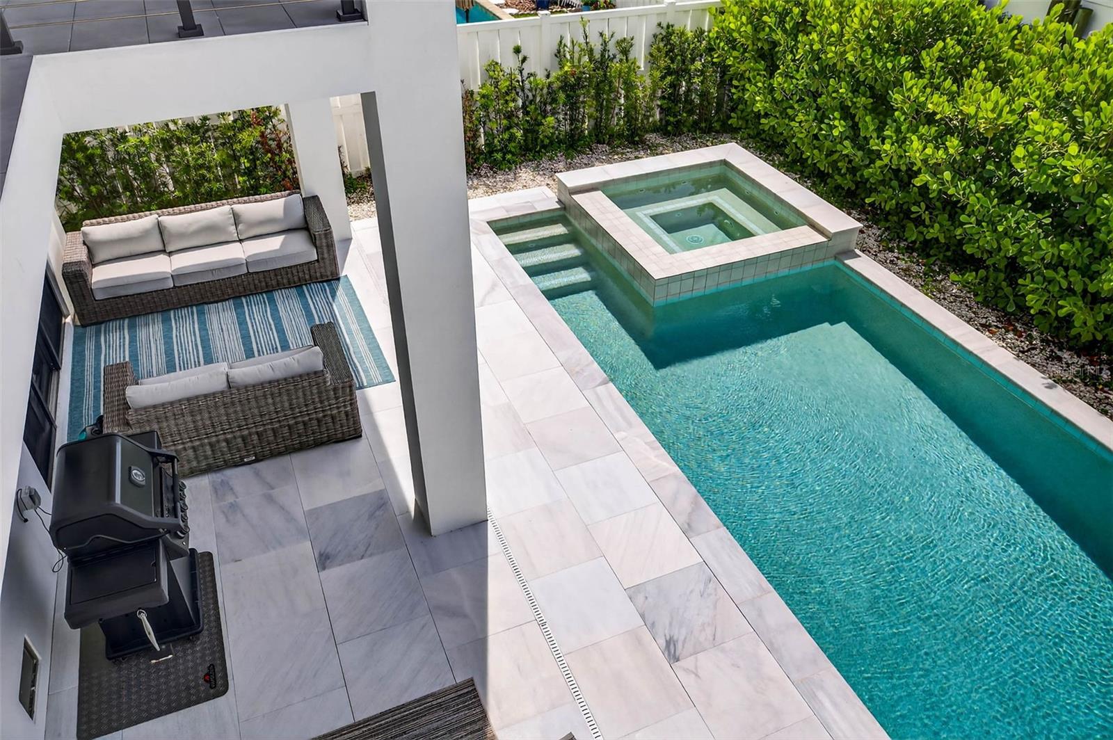 REDINGTON SHORES YACHT & TENNIS CLUB - Residential