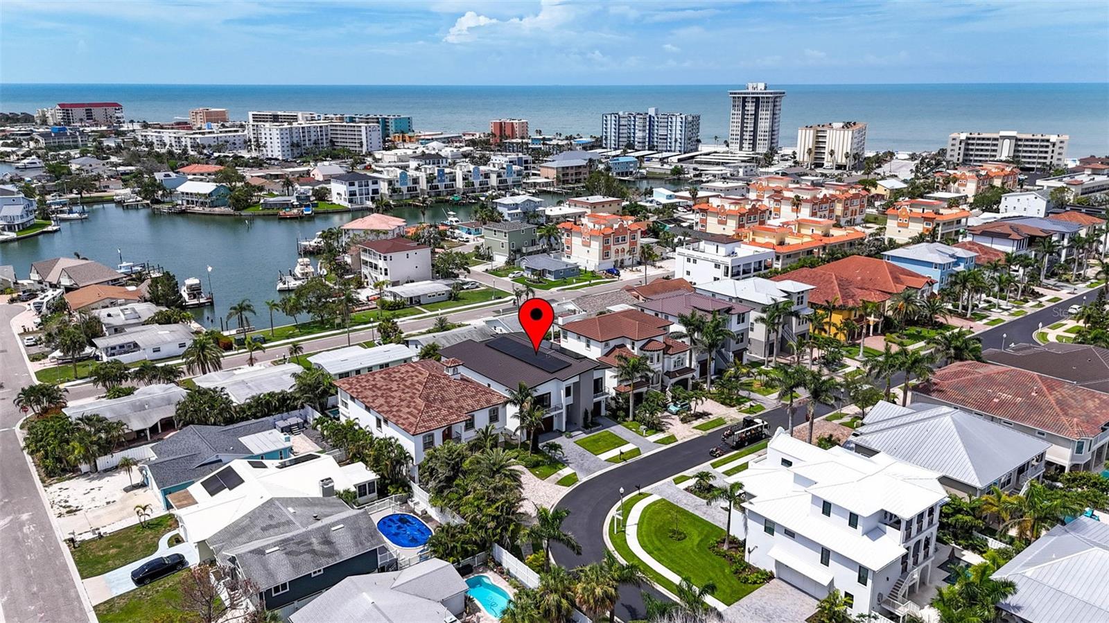 REDINGTON SHORES YACHT & TENNIS CLUB - Residential