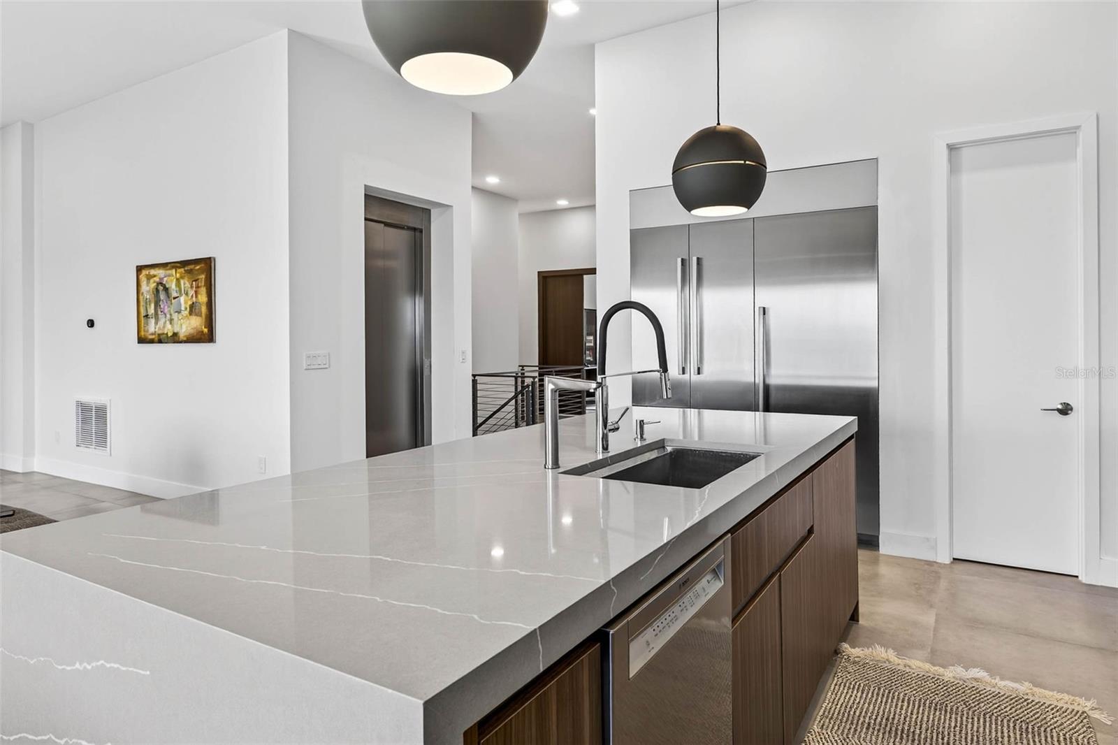 REDINGTON SHORES YACHT & TENNIS CLUB - Residential