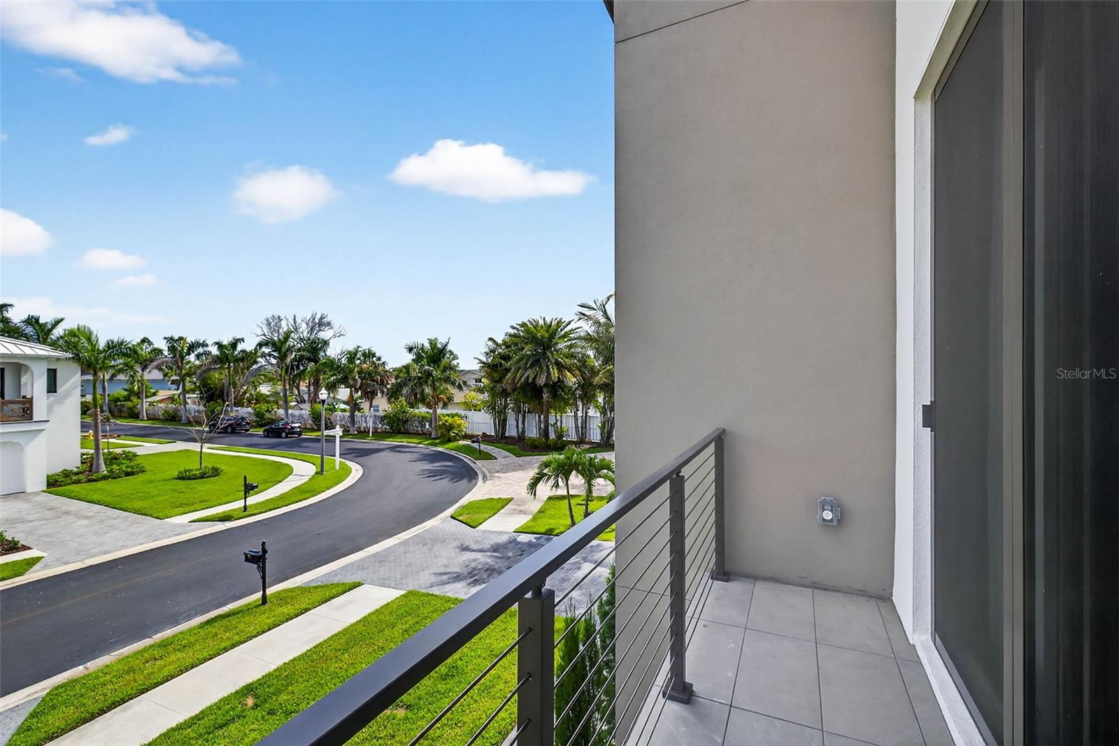 REDINGTON SHORES YACHT & TENNIS CLUB - Residential