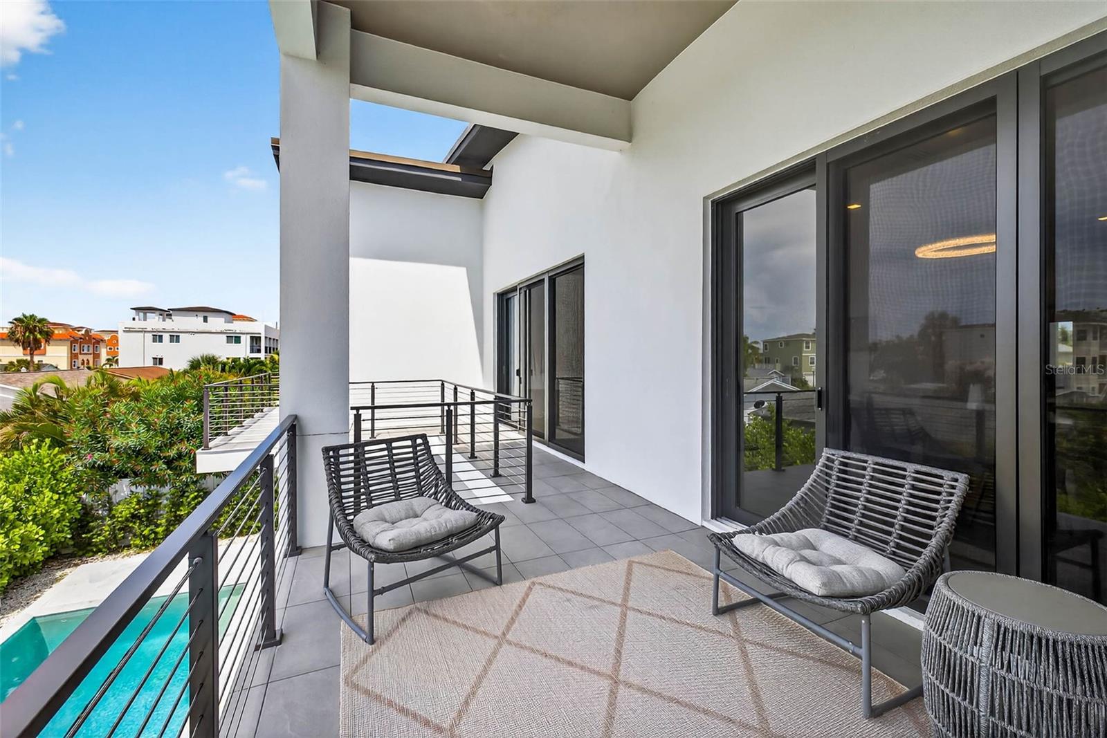 REDINGTON SHORES YACHT & TENNIS CLUB - Residential