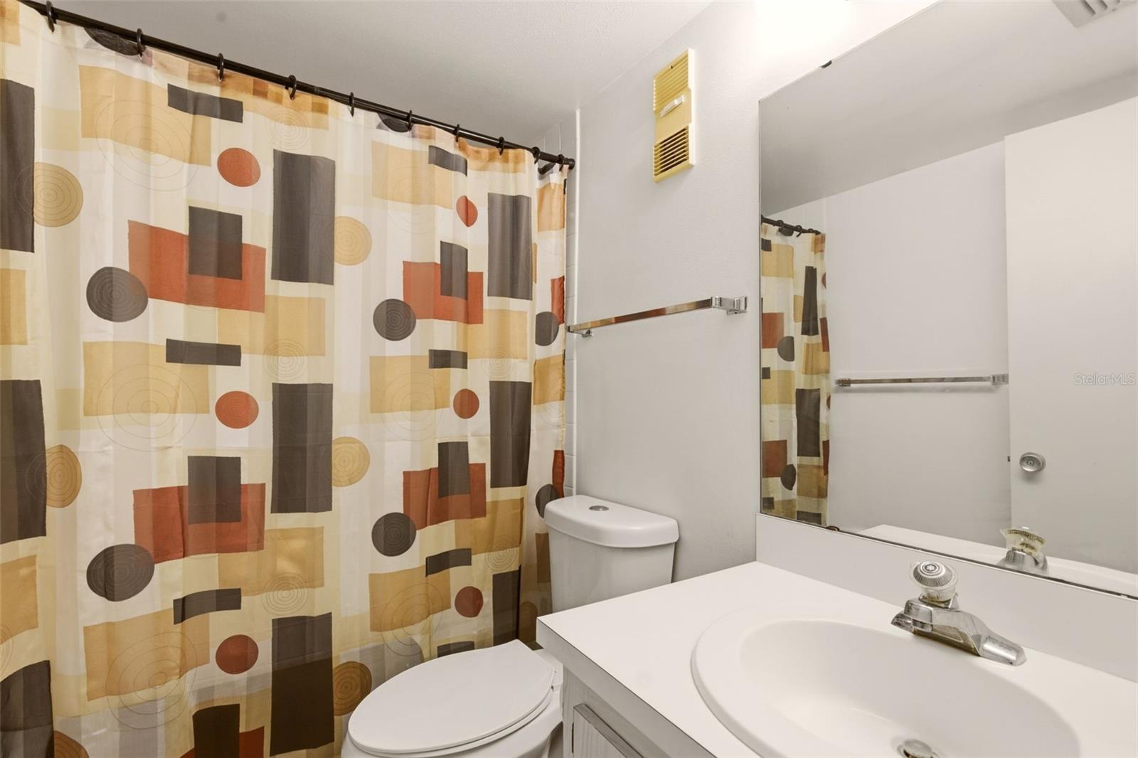 EDGEWATER CONDO APTS - Residential