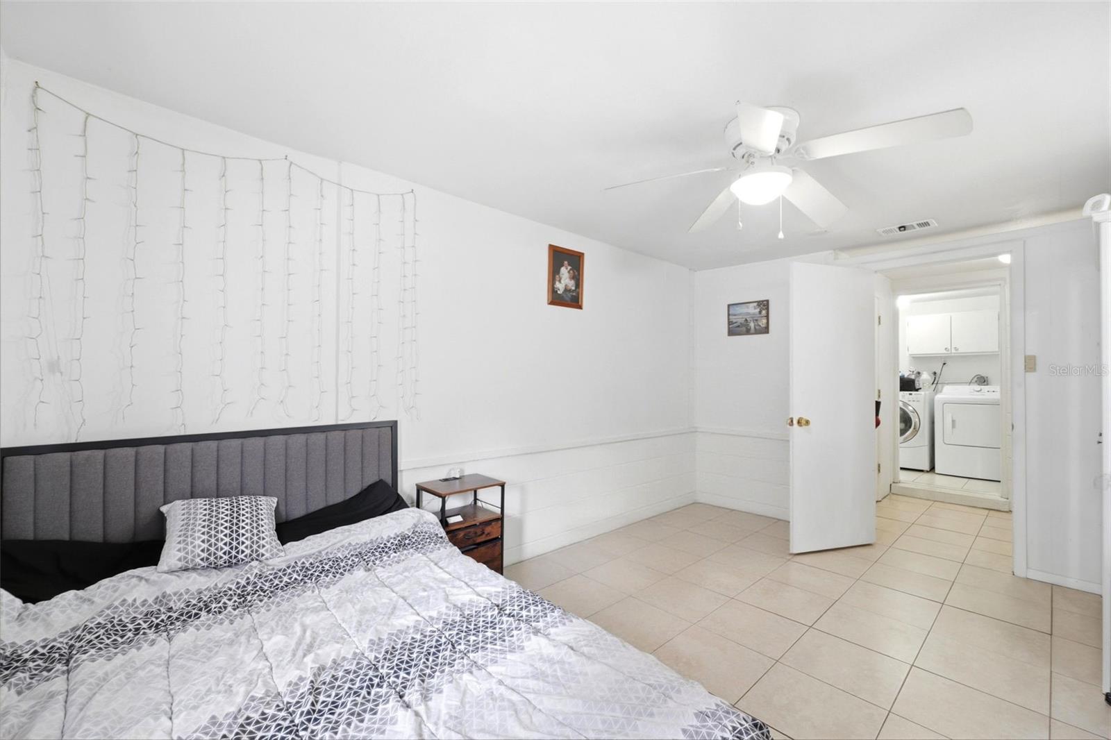 BEVERLY HILLS UNIT 03 - Residential