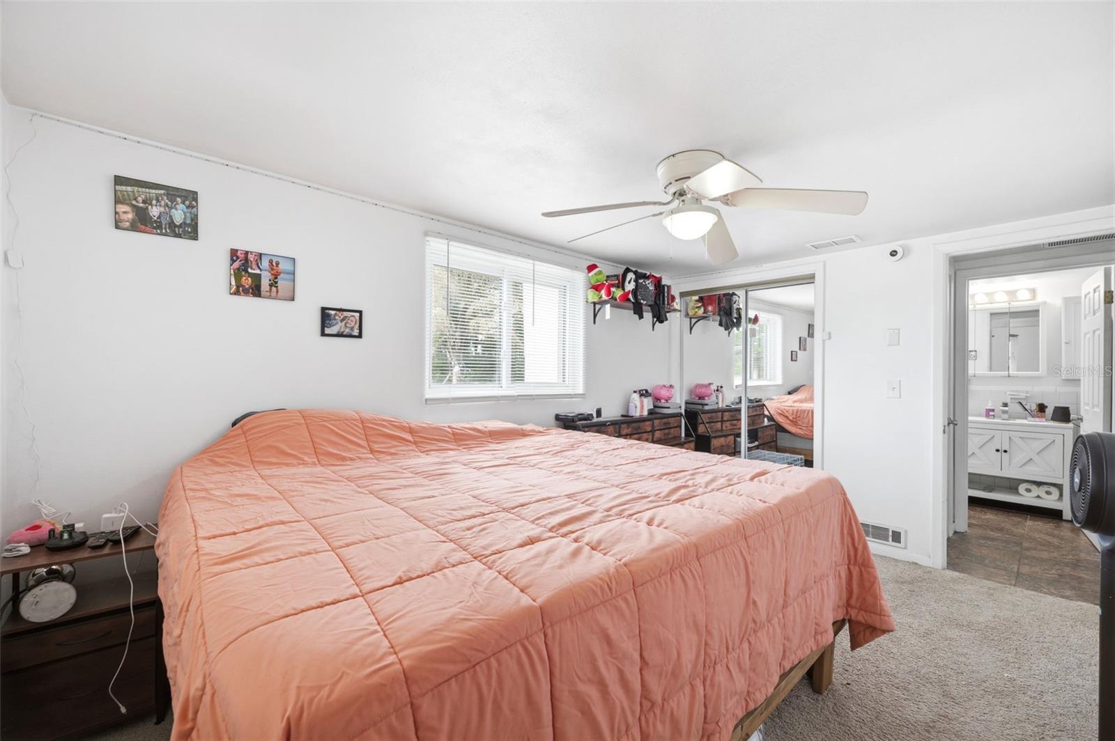 BEVERLY HILLS UNIT 03 - Residential