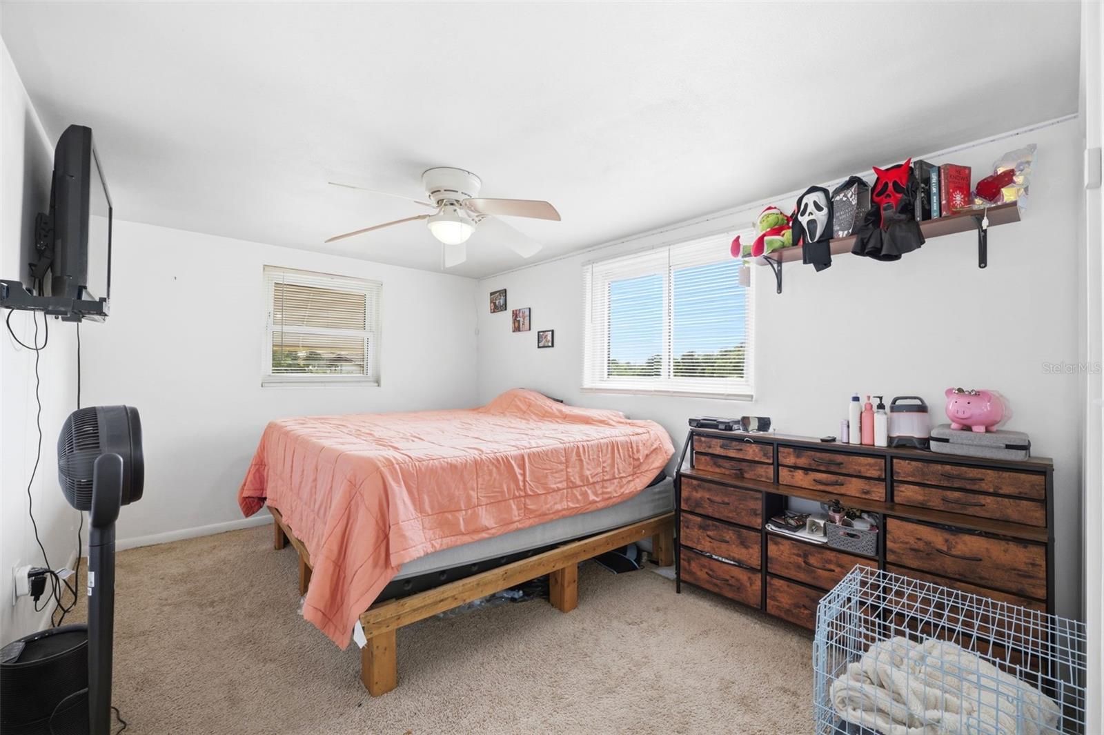 BEVERLY HILLS UNIT 03 - Residential