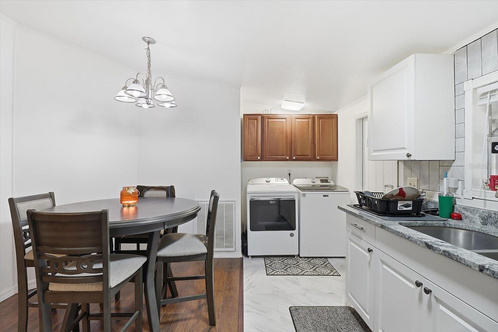 BELLEVIEW HILLS ESTATE - Residential