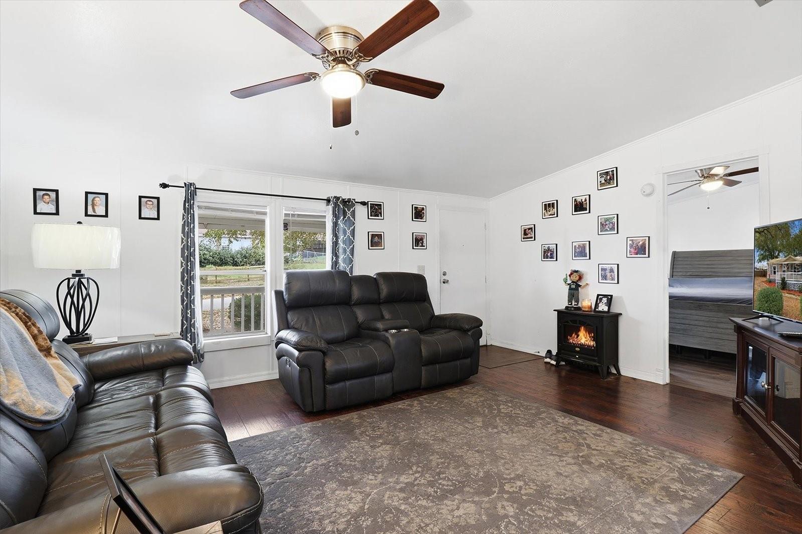 BELLEVIEW HILLS ESTATE - Residential