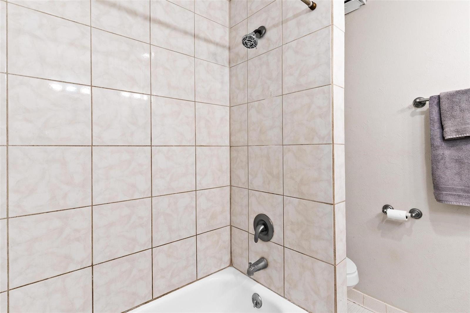 SANDALWOOD CONDO - Residential