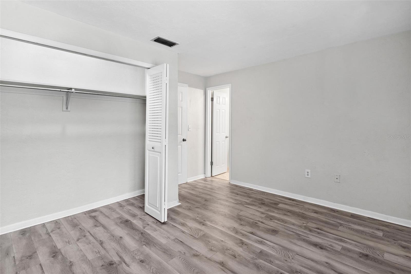 SANDALWOOD CONDO - Residential