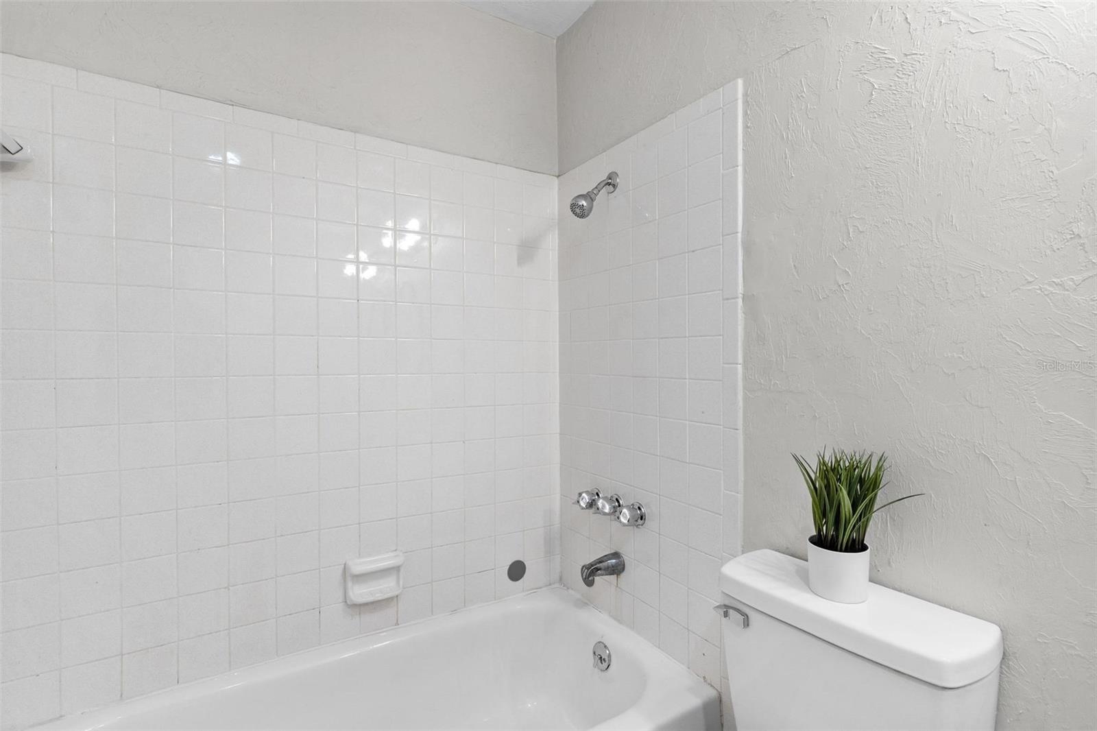 SANDALWOOD CONDO - Residential