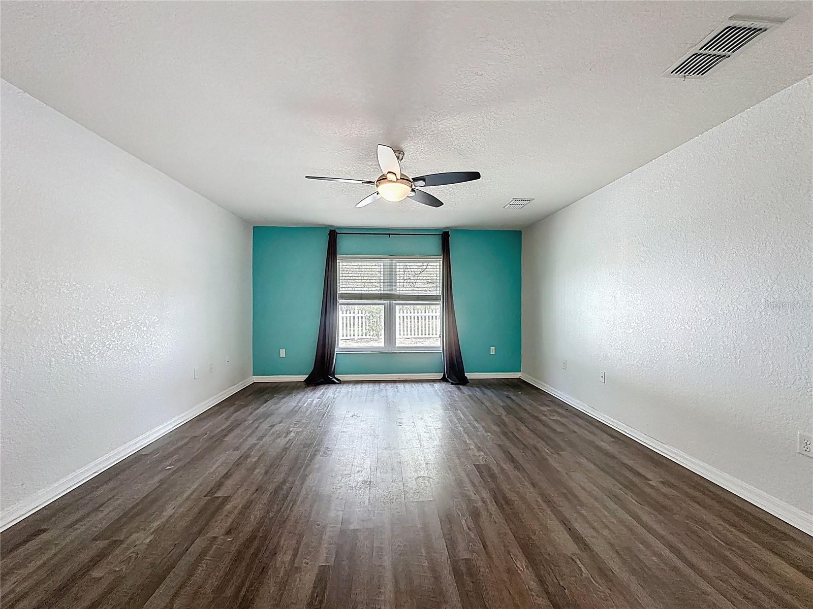 SHERMAN HILLS SEC 1 - Residential