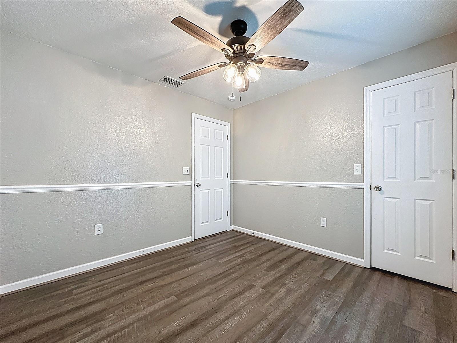 SHERMAN HILLS SEC 1 - Residential